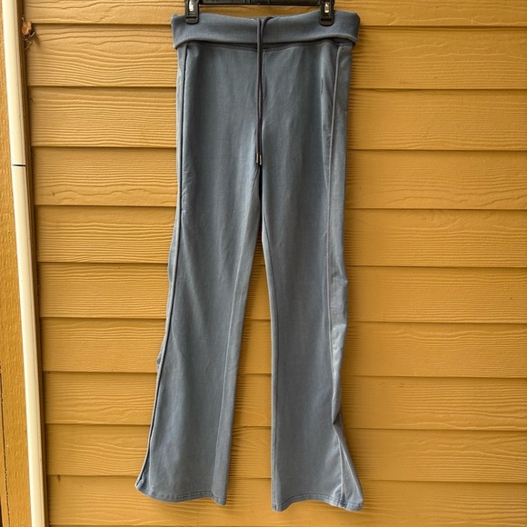 Free People Movement Limitless Pants Size Medium - Picture 1 of 7